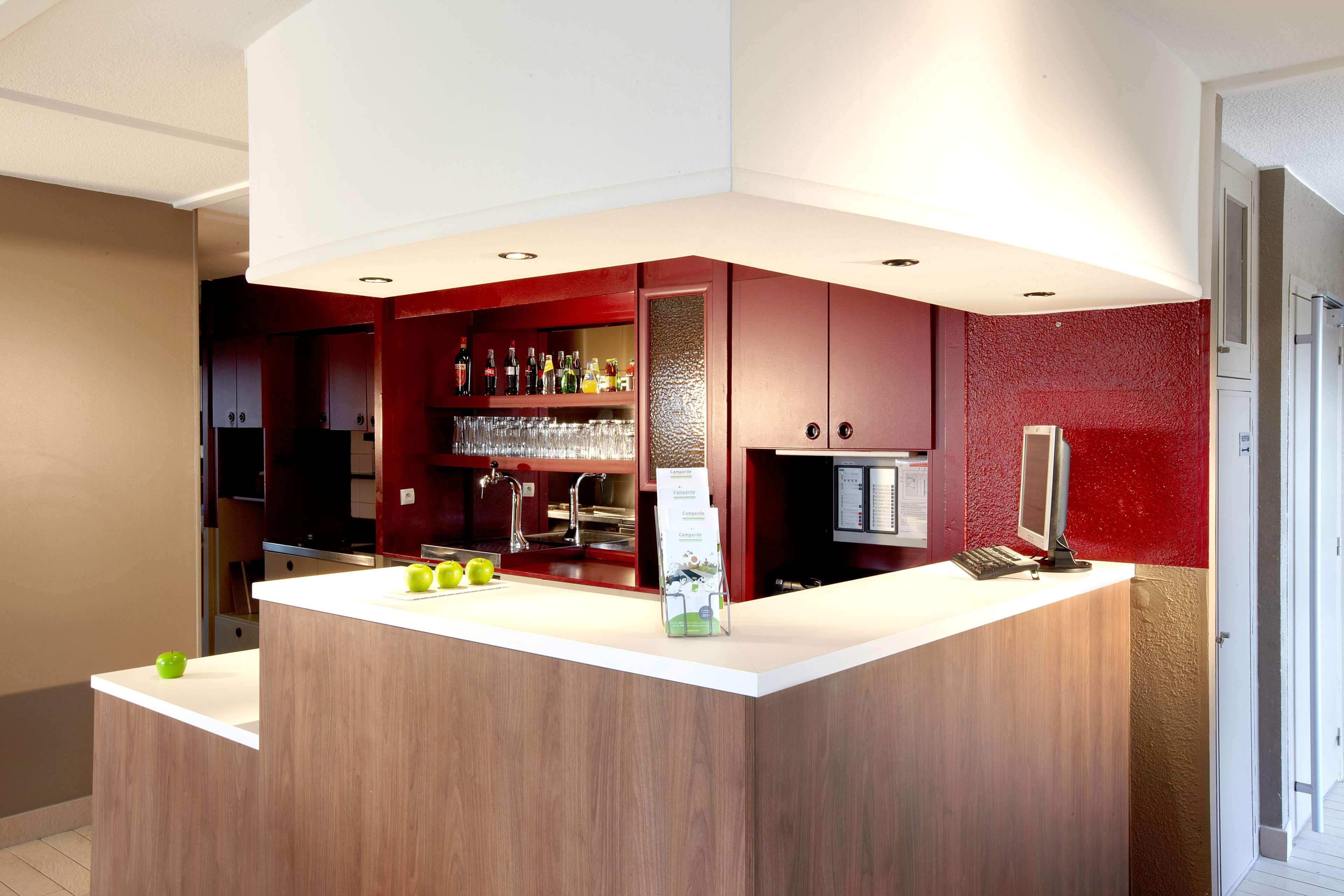Campanile Rouen Nord - Mont-Saint-Aignan Hotel Bagian luar foto