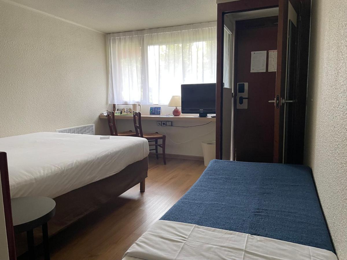 Campanile Rouen Nord - Mont-Saint-Aignan Hotel Bagian luar foto