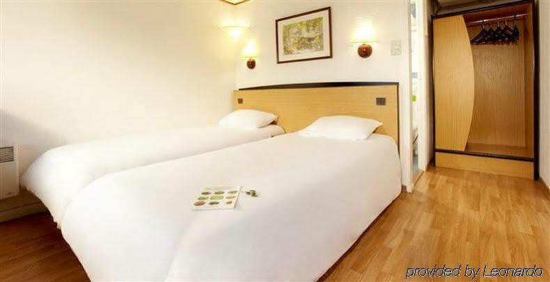 Campanile Rouen Nord - Mont-Saint-Aignan Hotel Bagian luar foto